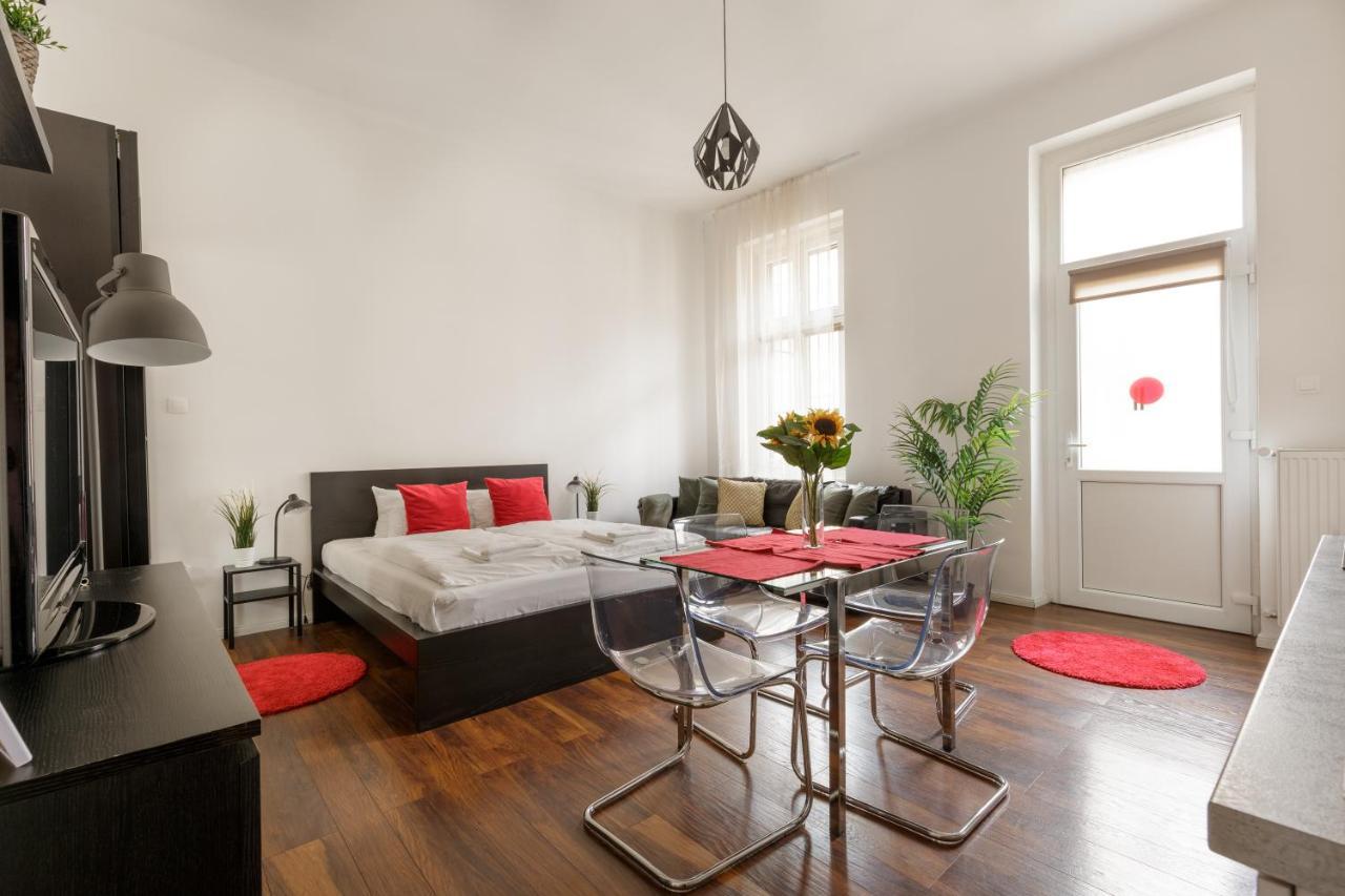 Lejlighed Red Dot Two - New Unit In The Heart Of Party Town